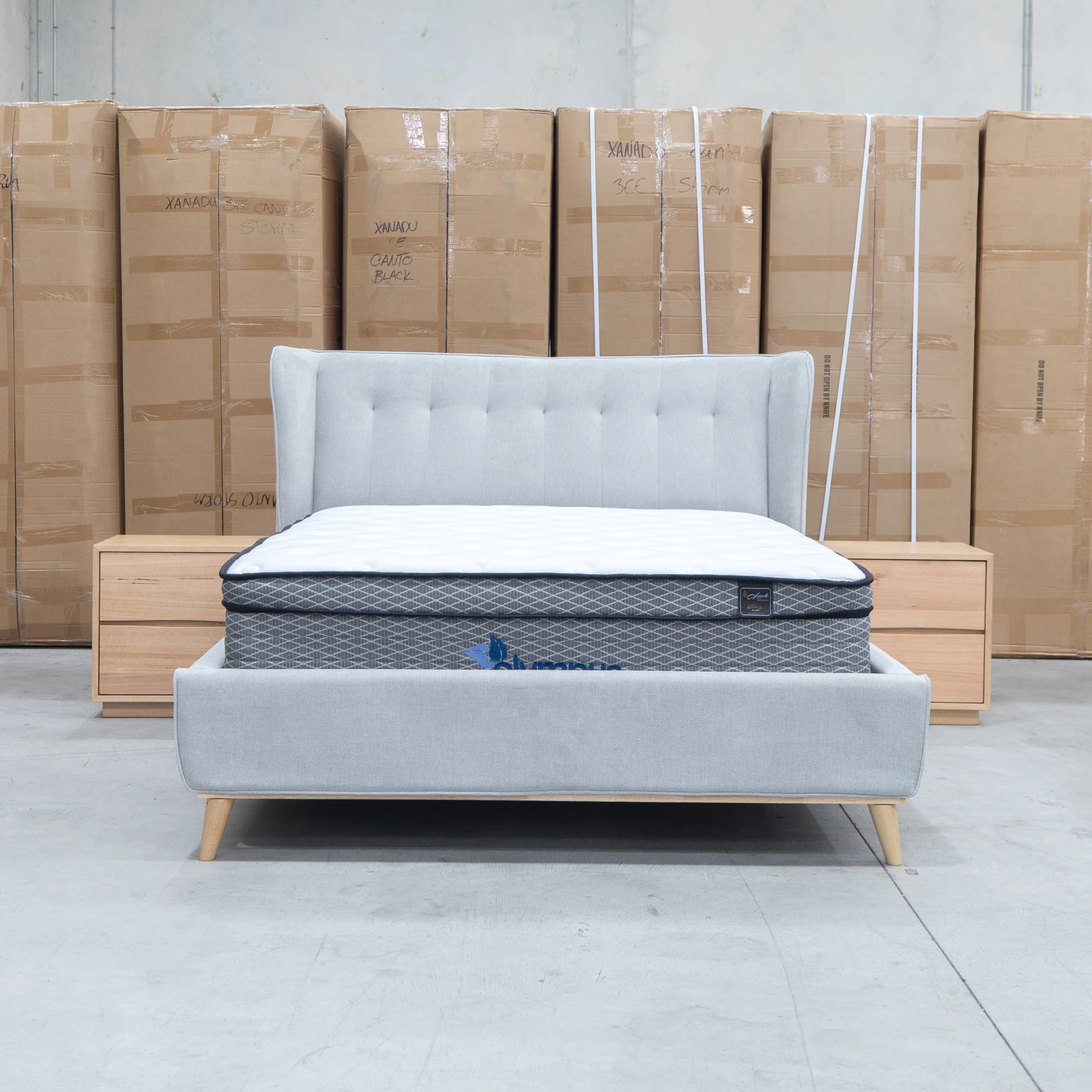 Aspen Queen Upholstered Bed - Light Grey - Image 2