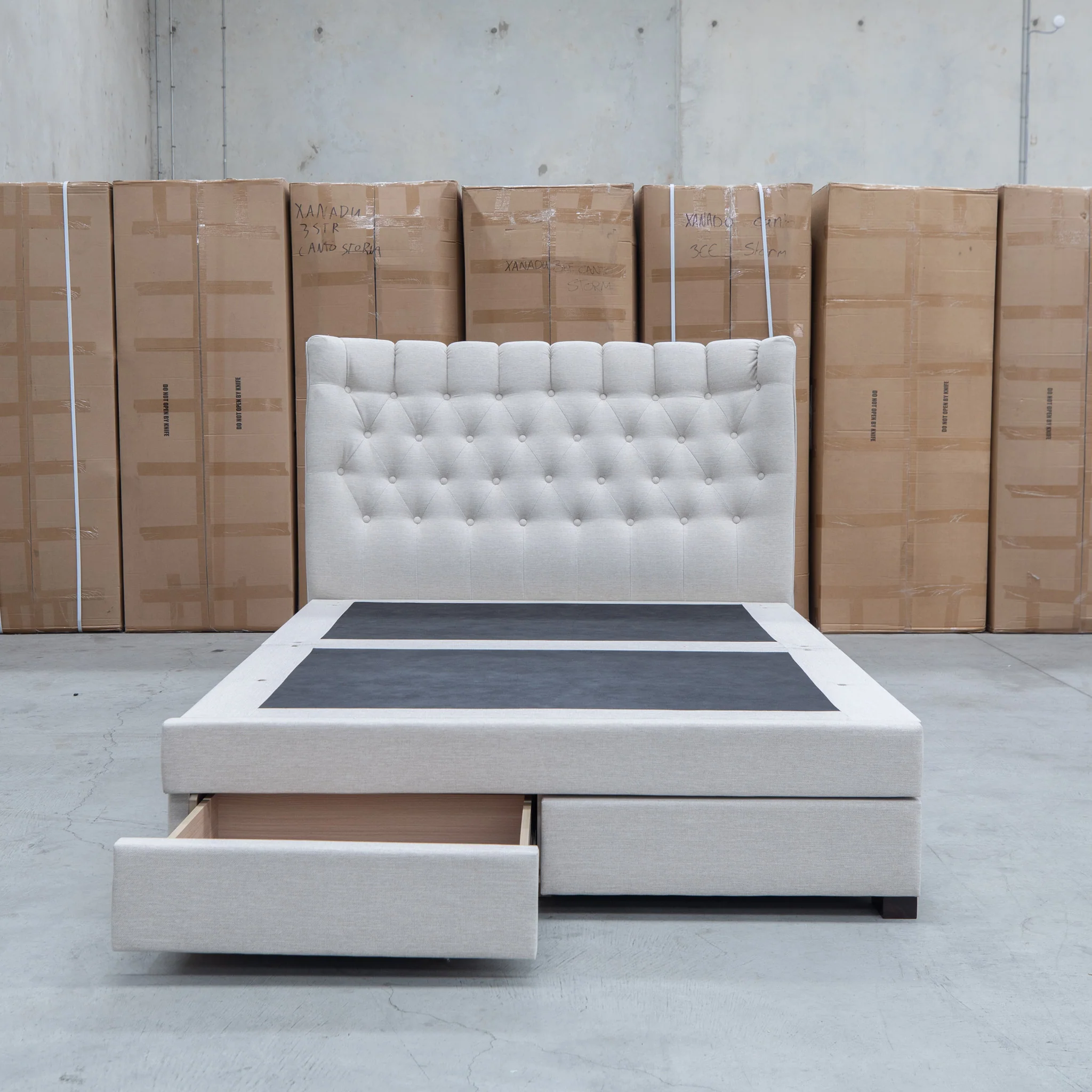 Blake King Upholstered Gas Lift Storage Bed - Oat White - Image 30