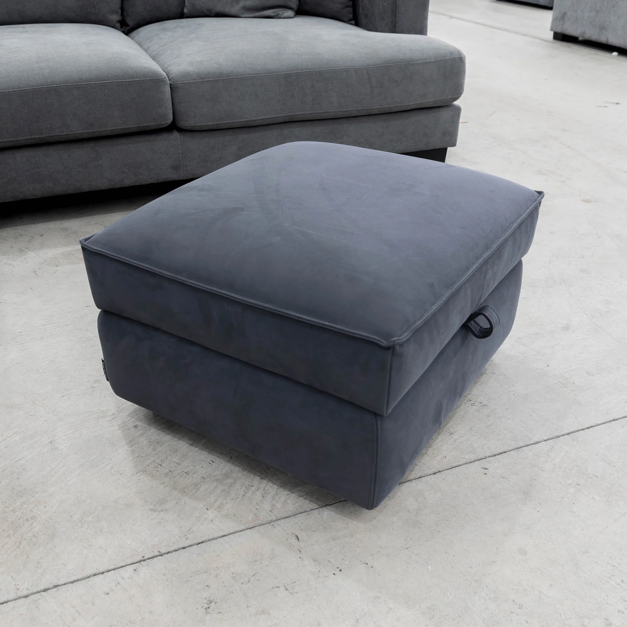 COR-A0723 Square storage ottoman - Steel Grey - Floor Stock - Image 3