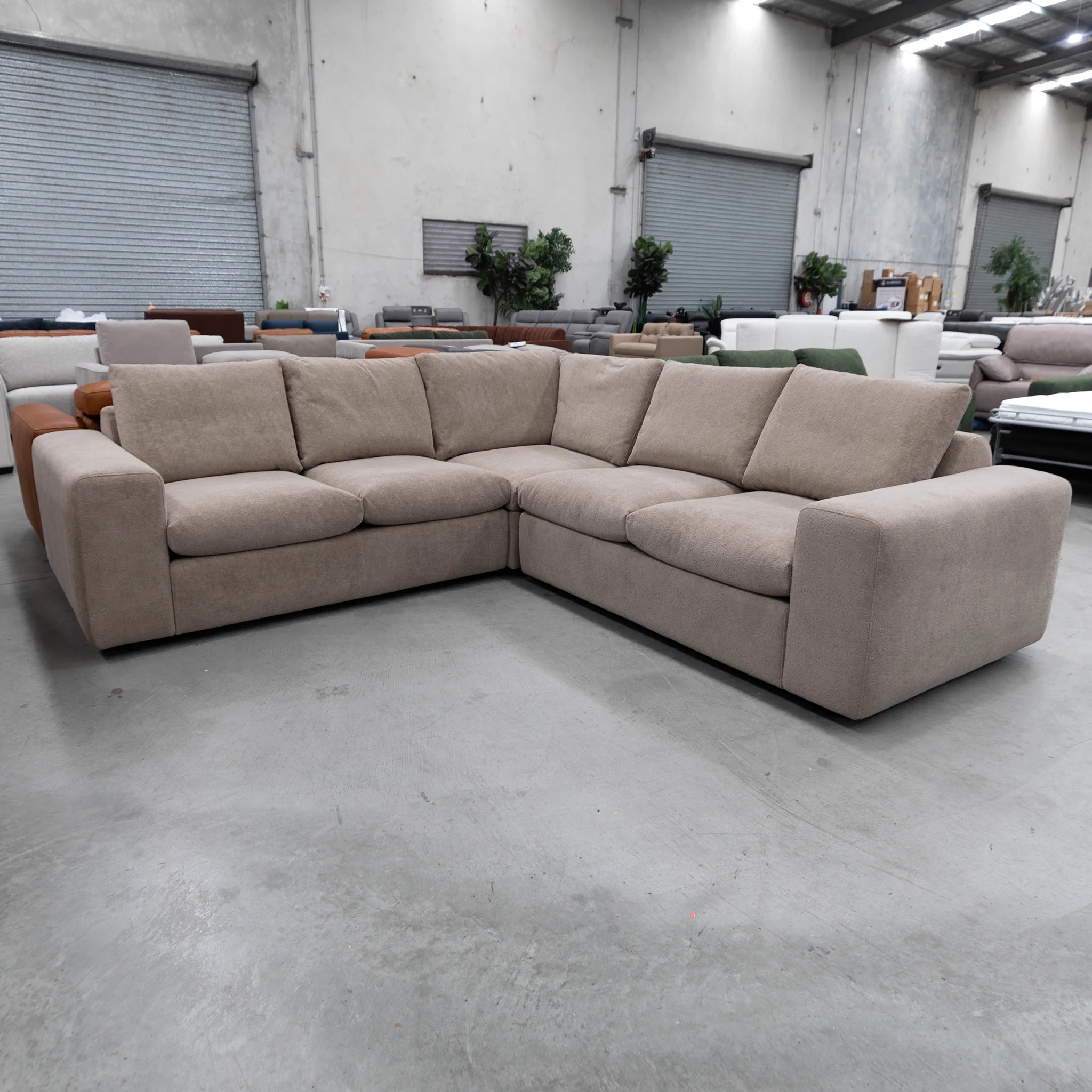 HTL-13288-UK Corner lounge suite - Biscuit - Floor Stock