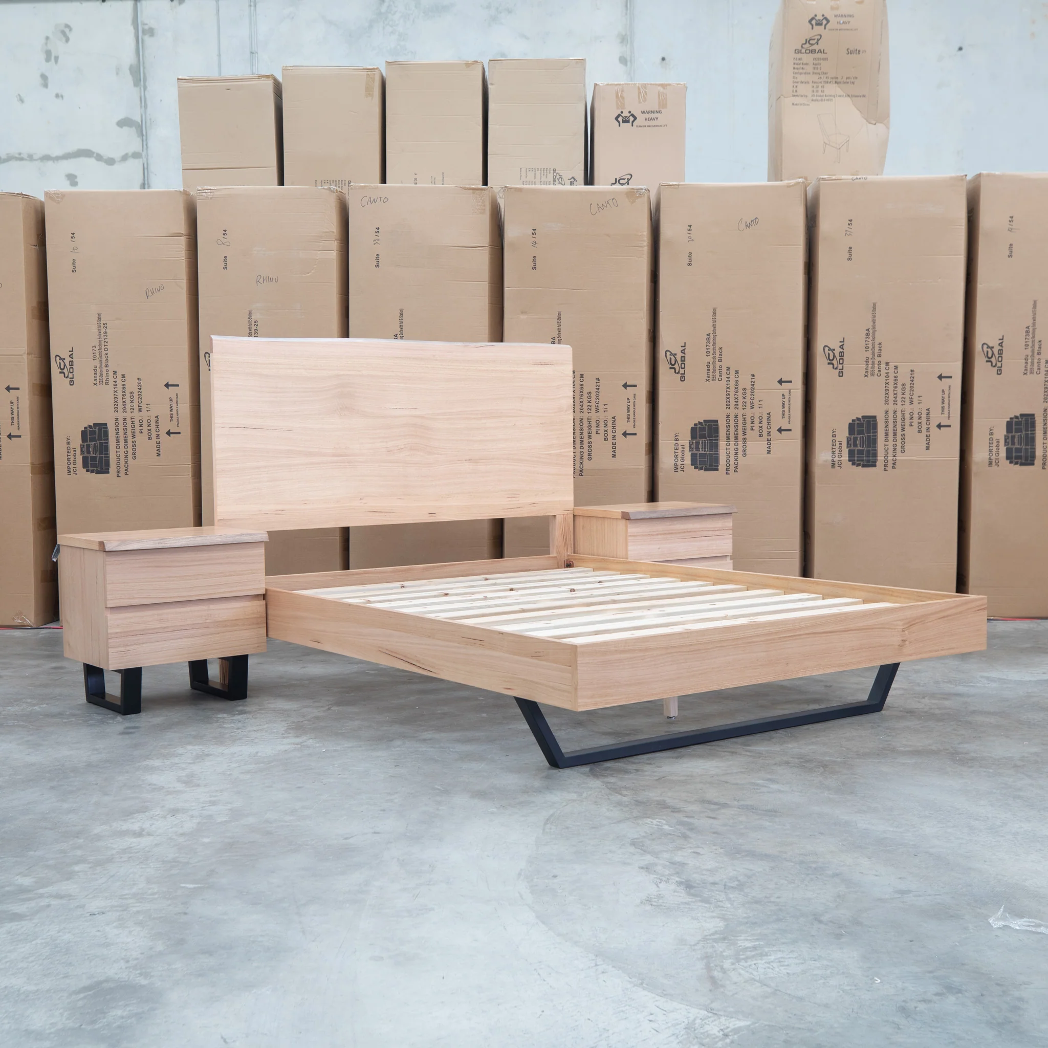 Monaco Live Edge Messmate Timber King Floating Bedframe - Image 4