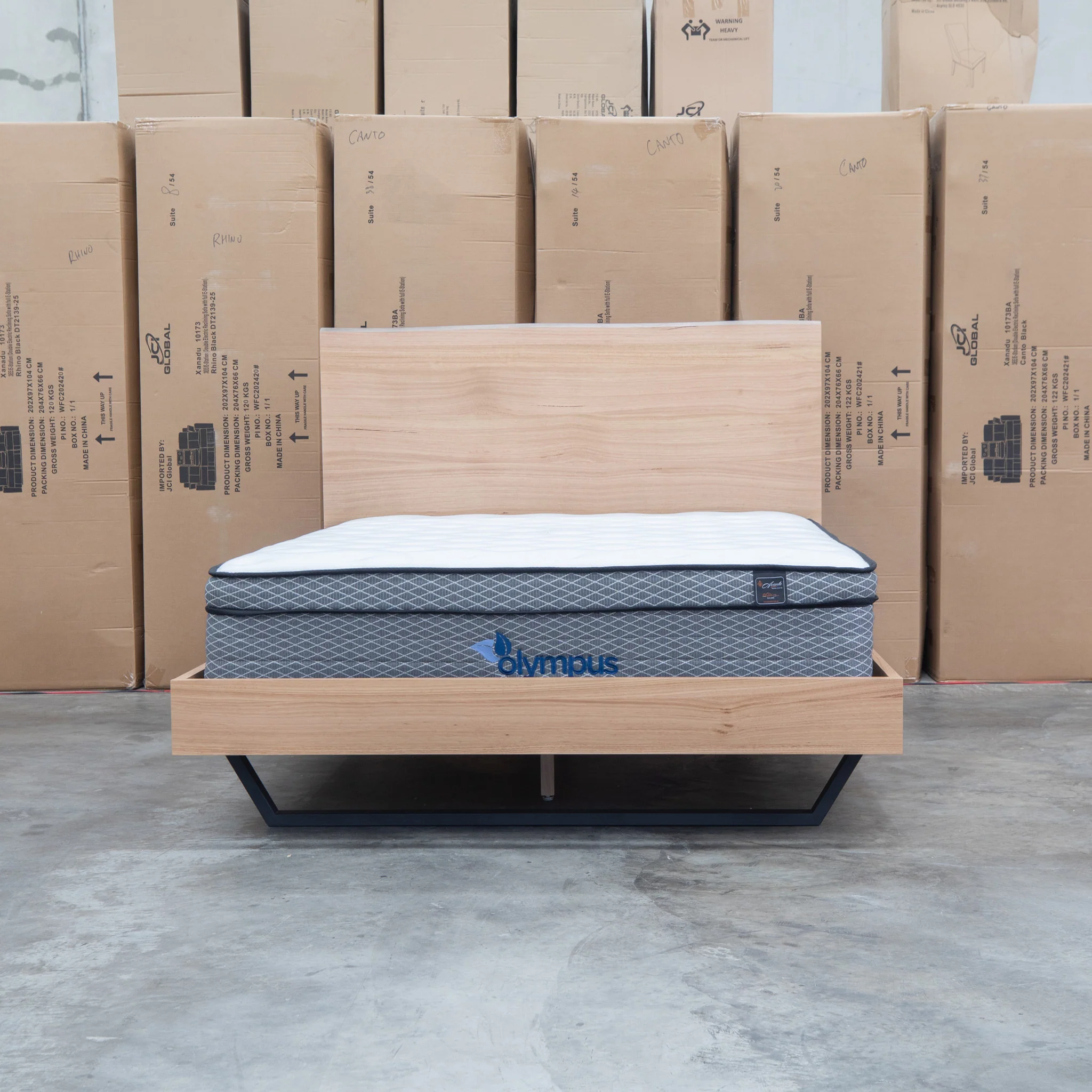 Monaco Live Edge Messmate Timber King Floating Bedframe - Image 7