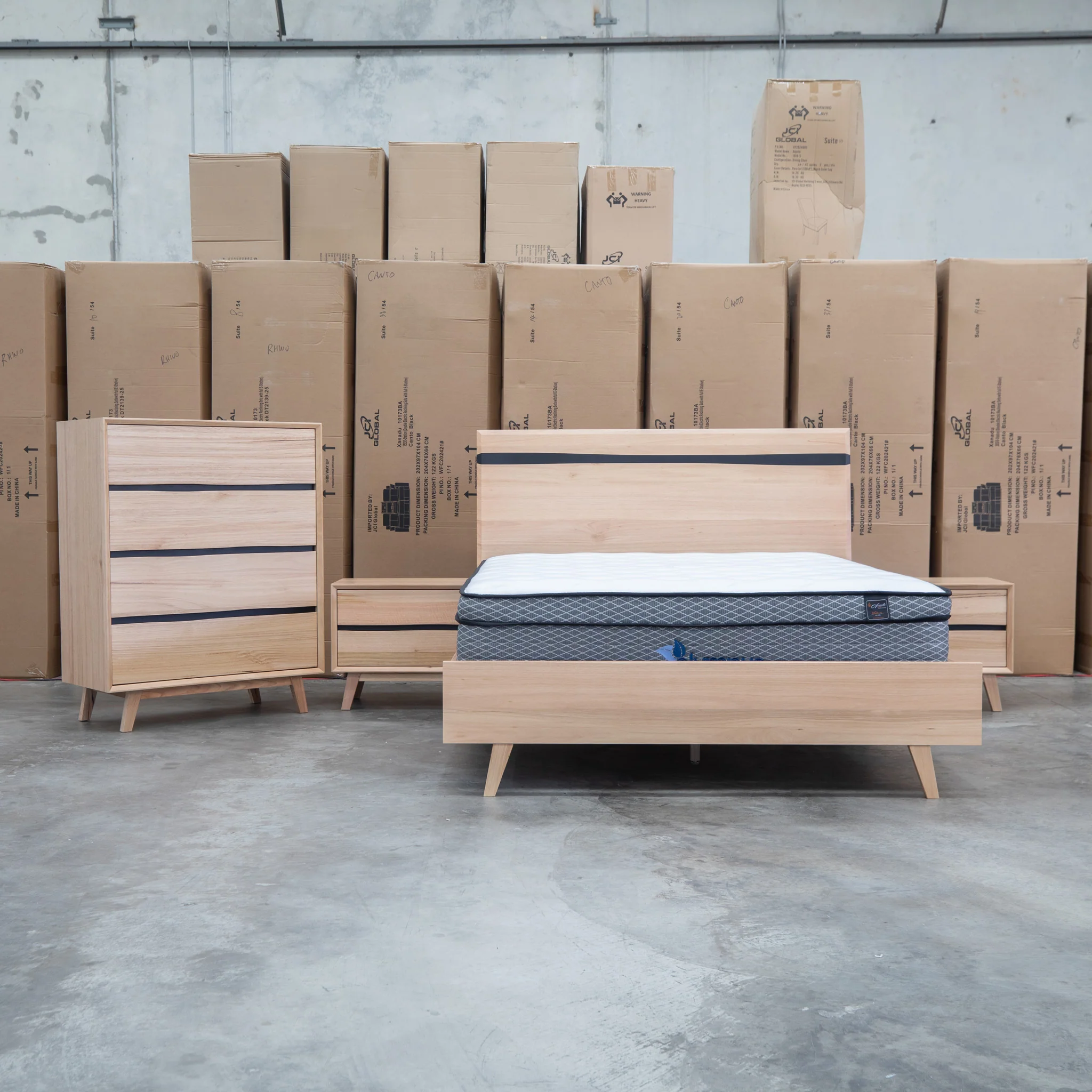 Porto Messmate Queen Bed with Resin Insert - Image 8