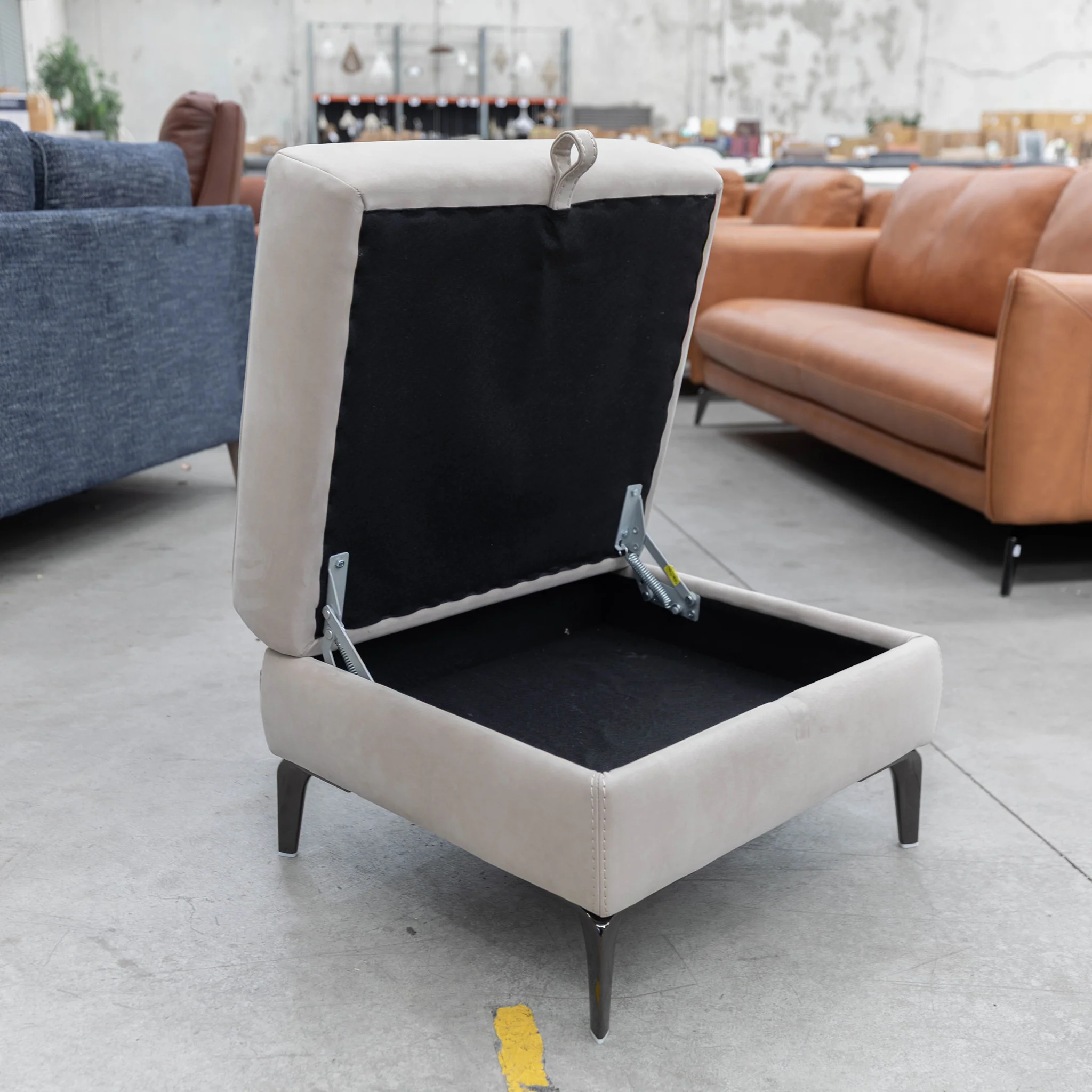 RS-13250-PR Square ottoman - Light Khaki - Floor Stock - Image 4
