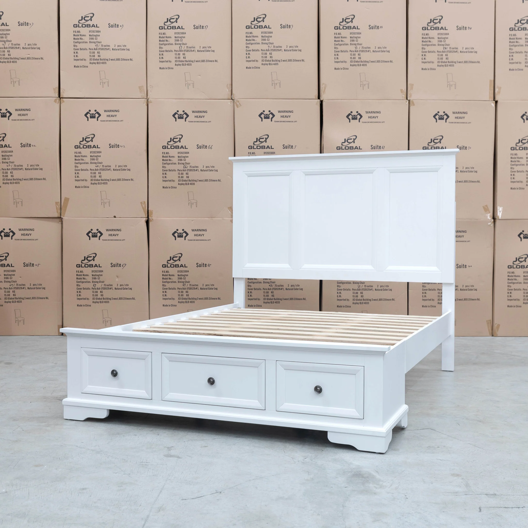 Sala Hardwood Queen Storage Bed - Image 10